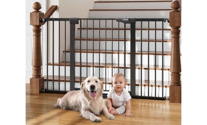 Richell Wood Freestanding Pet Gate