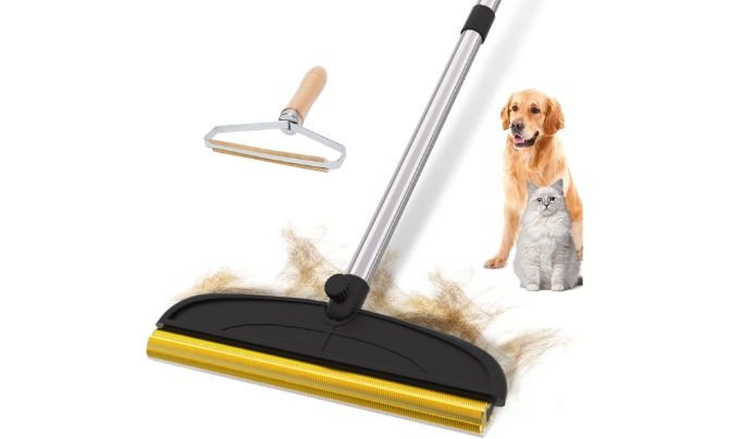 BALORAY 2-in-1 TPU and Copper Teeth Carpet Rake