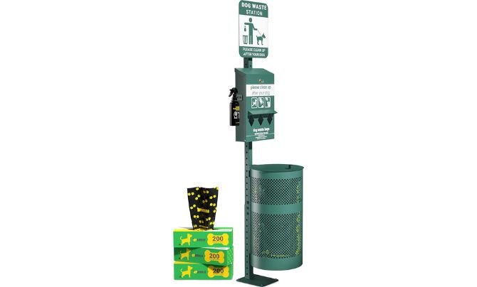 Runner-Up Pick – UPGORILO Pet Waste Station (600 Bags Included)