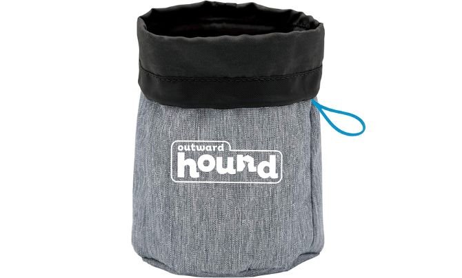 Outward Hound Treat Tote Hands-Free Dog Training Pouch